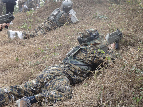 野戰風采